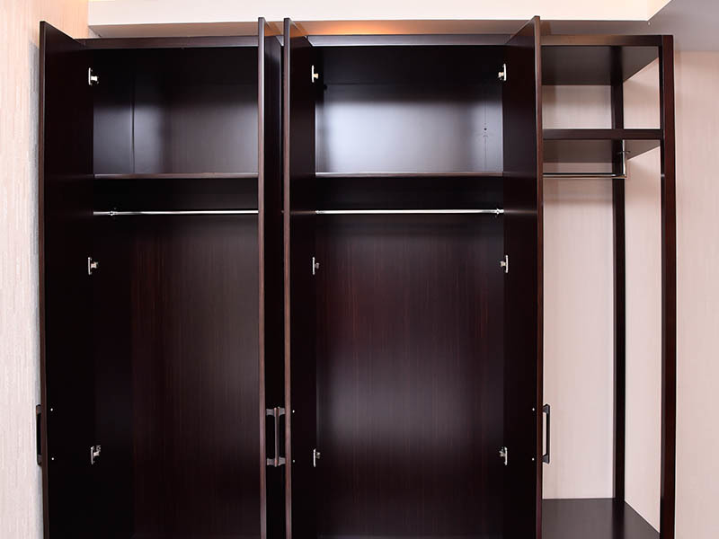 Fulilai install best fitted wardrobes customization for hotel